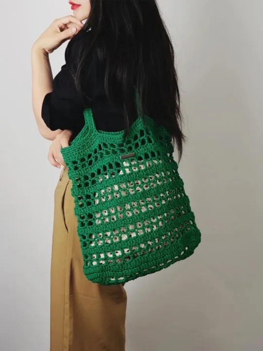 Manufacturer selling cotton yarn round  yarn 3mm 200g 100% cotton rope macrame yarn hand woven DIY tapestry bag