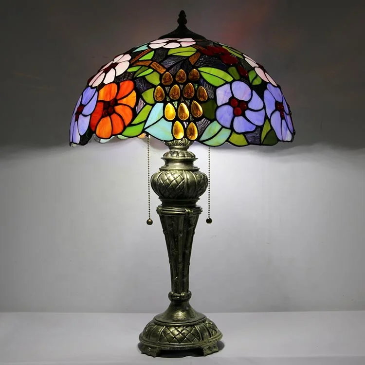 LongHuiJing 16Inch Pink Rose Table Lamp European Vintage Classic Glass Desk Lamp Tiffany Stained Glass Table Lights