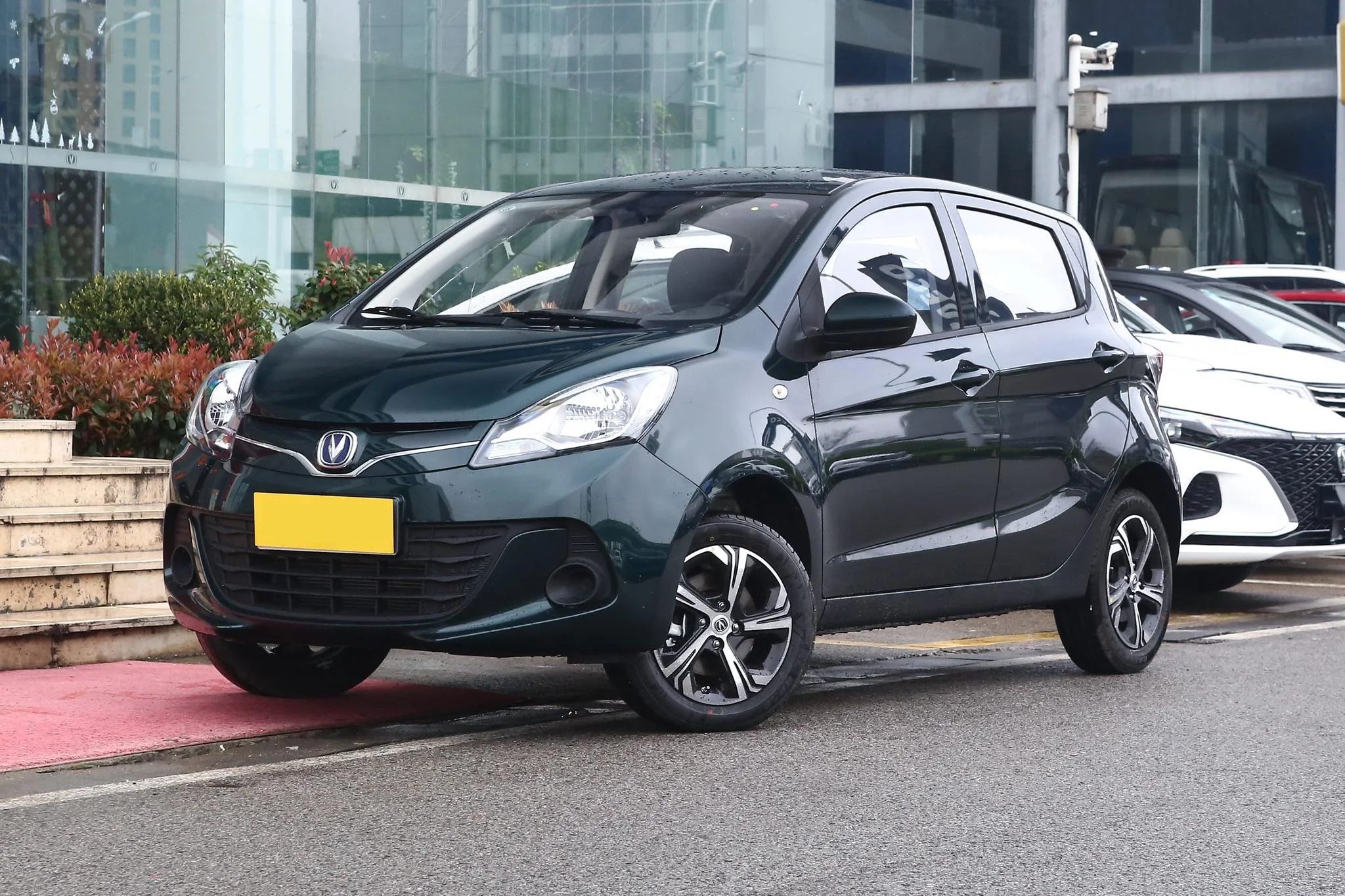 Factory Supply  hot sale cheap cars electric cars shop for used cars