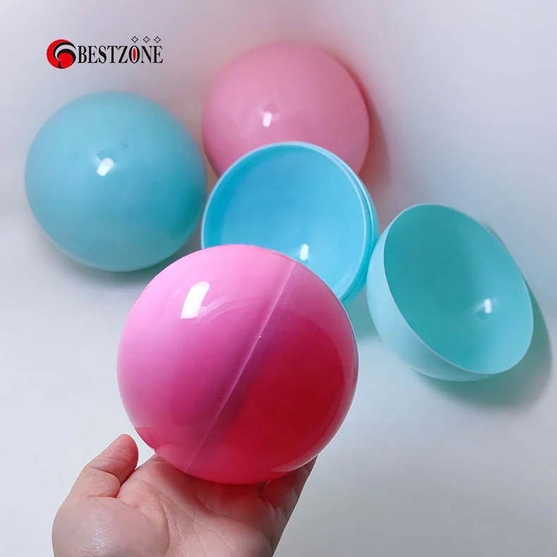 non Transparent /Clear 100 mm Openable Plastic Ball With Toys
