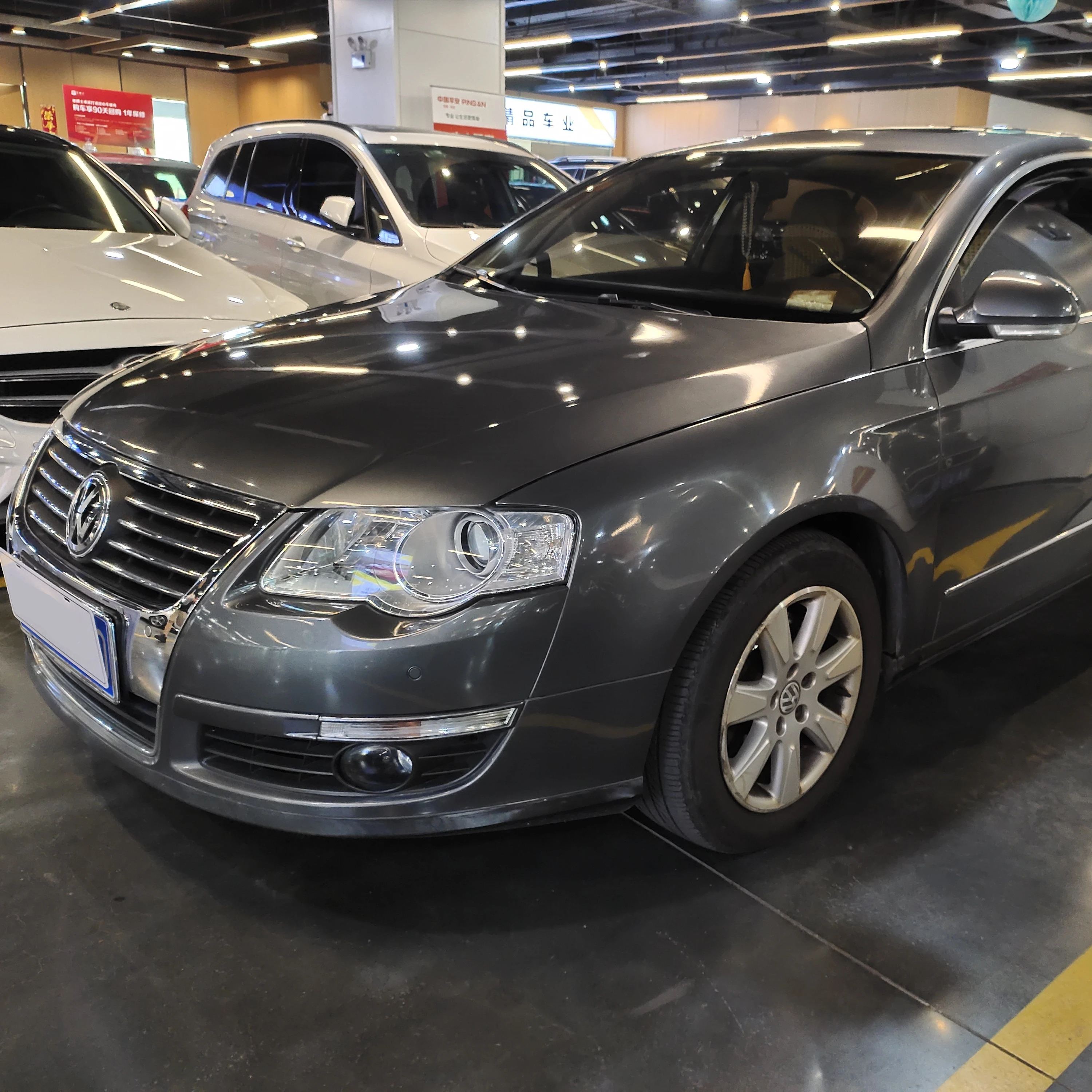 Б/у автомобиль Volkswagen Magotan 2008, б/у, с ручной передачей, 1,8 т, с бензиновым двигателем