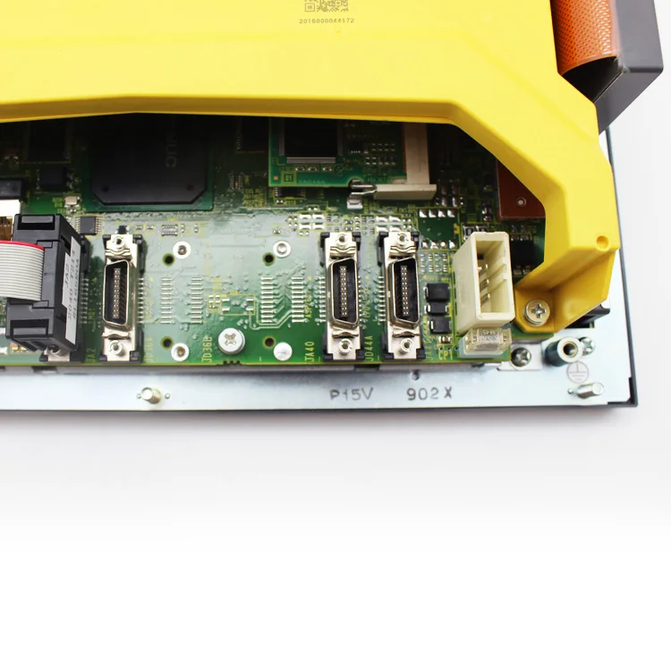  A02B-0321-B520 ЧПУ Fanuc системы на солнечной батарее 0i Mate MD TD