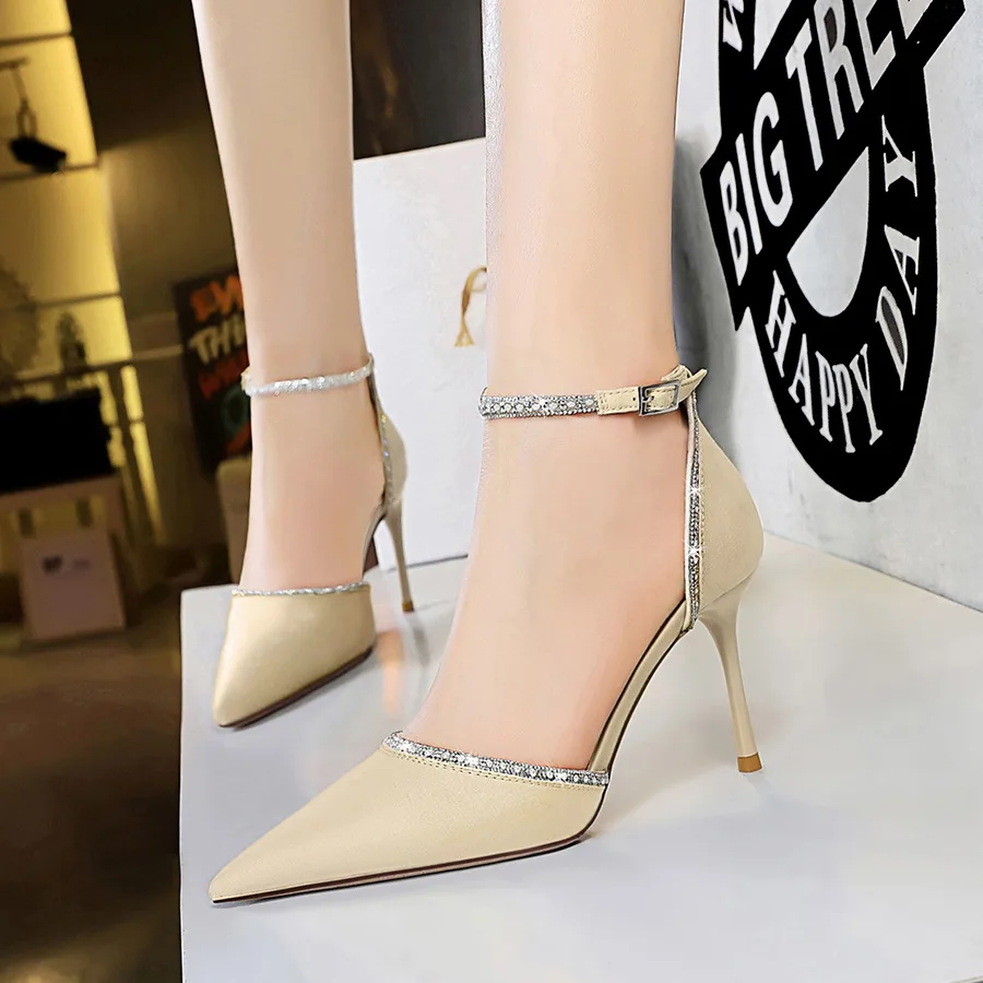 Fashion trendy 2 colors large size 34-43 diamond shoelace black heels luxury design wedding heels for women ladies heels 2022