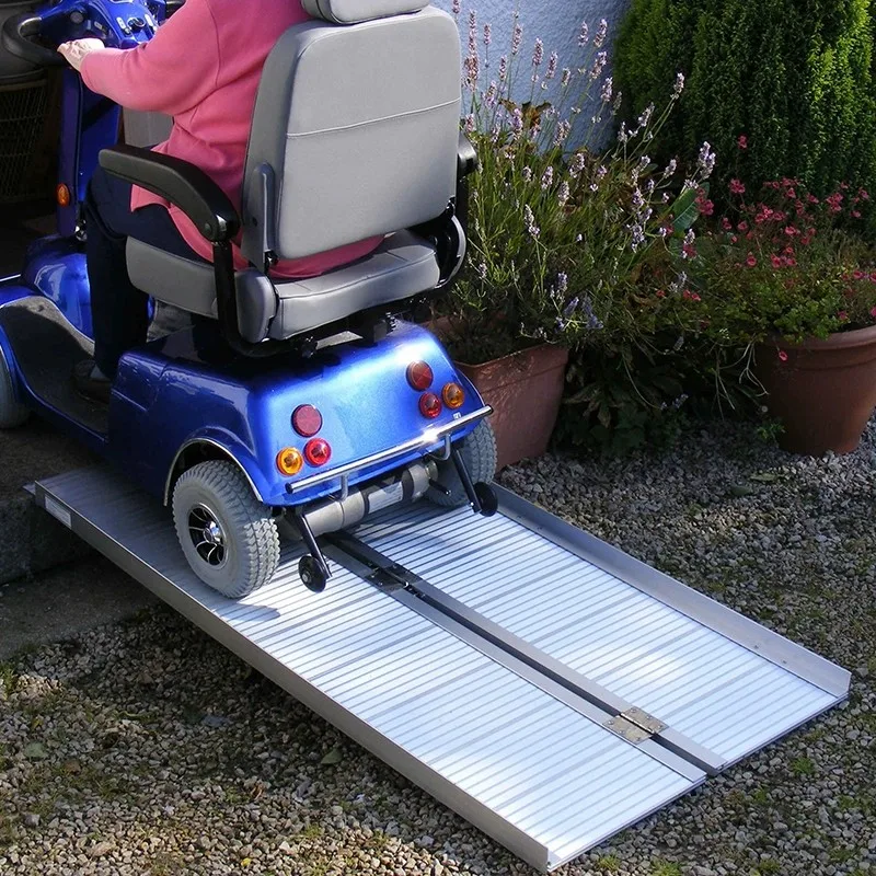 KSM-WR03 Non-slip aluminum folding handicap ramp custom factory portable wheelchair ramp for handicapped scooters
