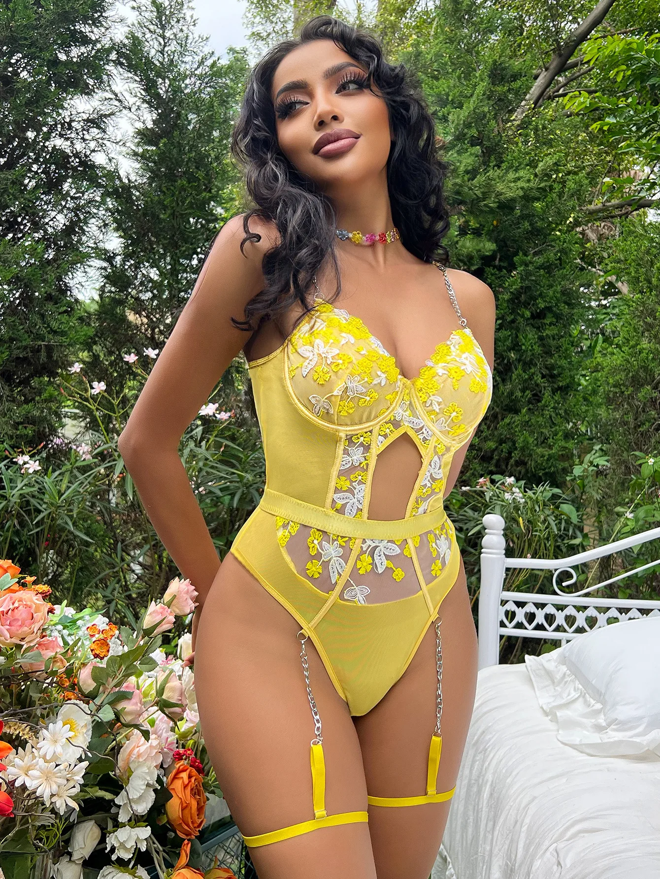 New women busty sexy lingerie corset one piece yellow suspenders women teddy bodysuit sexy lingerie