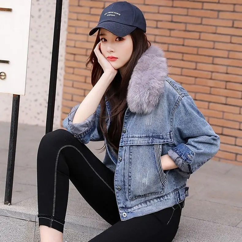 2021 Veste En Jean Avec Fourrure Fashion  Loose Outerwear Denim Jeans Jacket Fall Women Embroidered Faux Fur Print Denim Jacket
