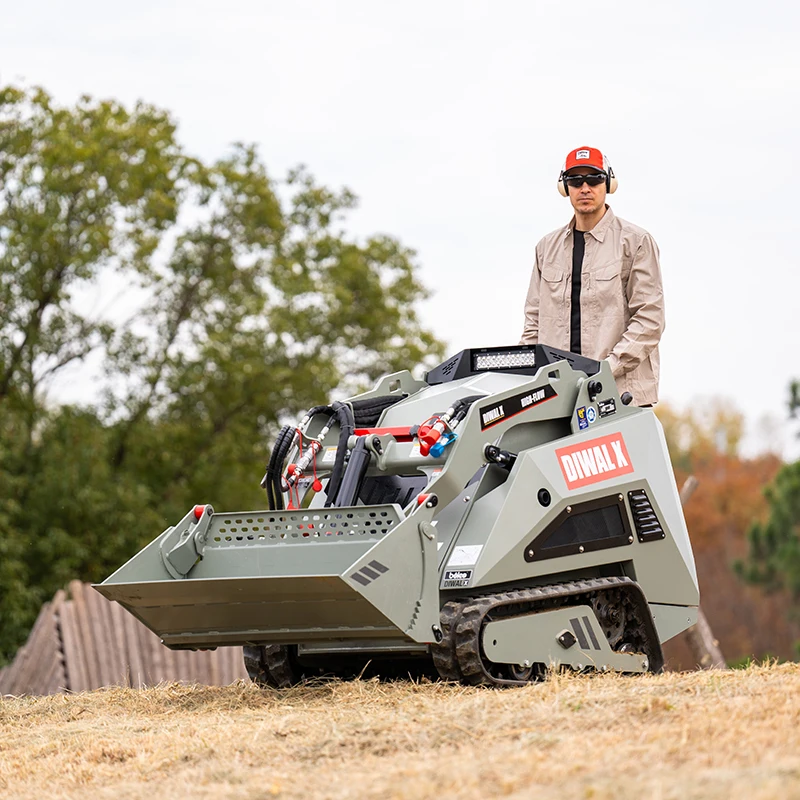 China Made CE Micro Small Earth-Moving Machinery Crawler Tracked Mini Skid Steer Attachments Loader