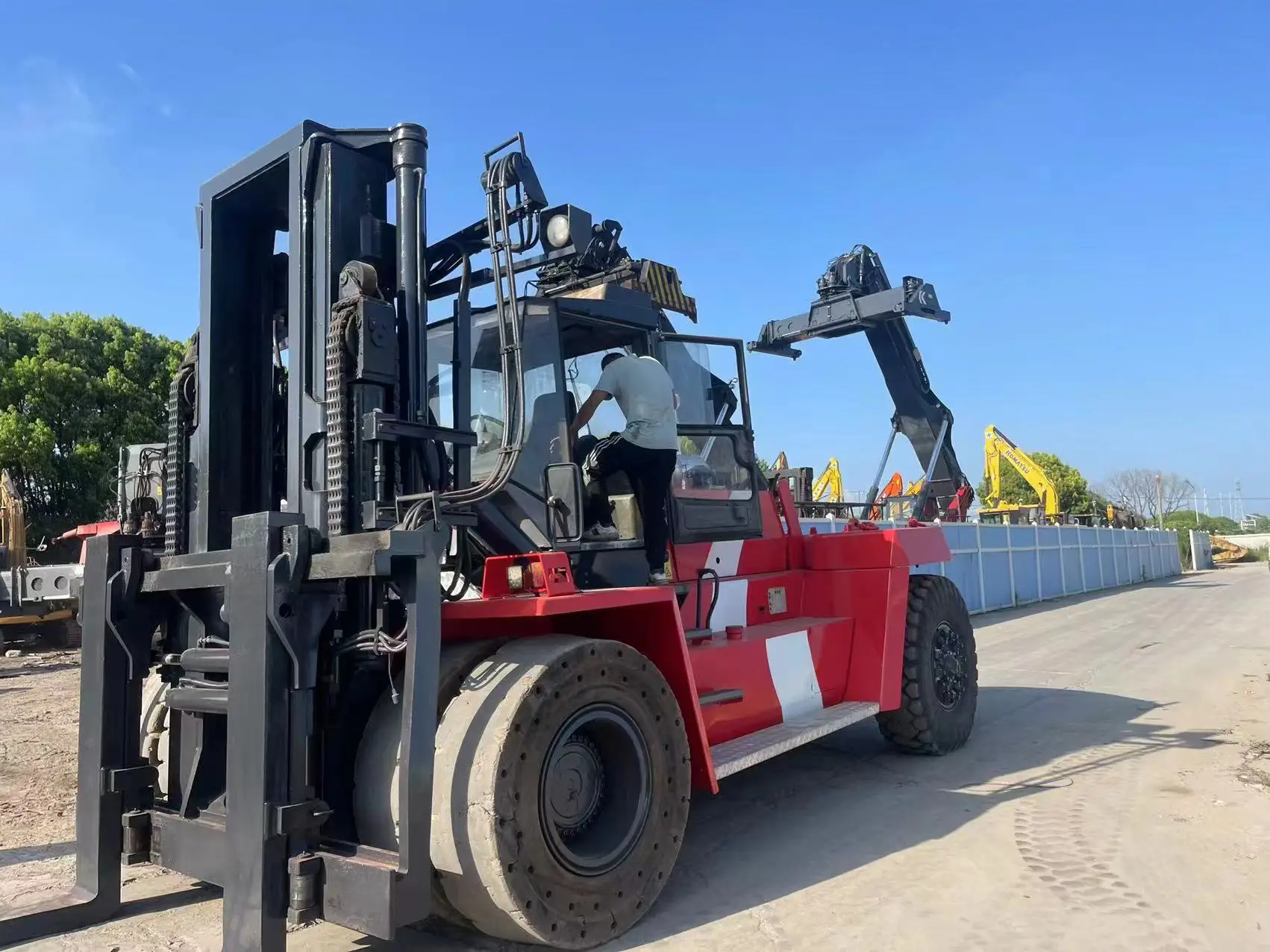 heavy machine kalmar FD300 30ton used forklift  secondhand forklift good working condition in stock hot sell 20ton 25 ton