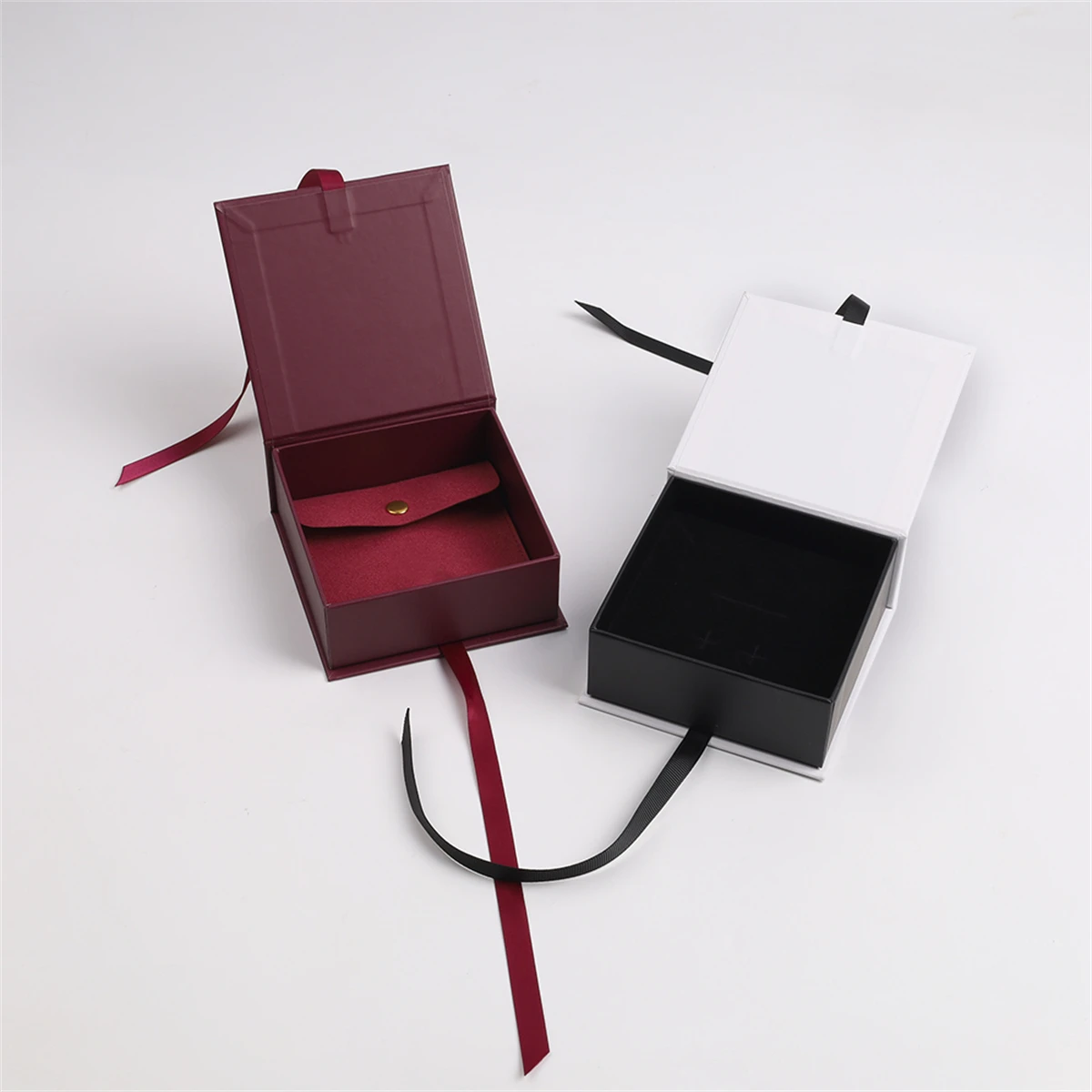 OEM logo custom style window guangdong folding bracelet boxes gifts men ecommerce brown cream jewelry gift ribbon box