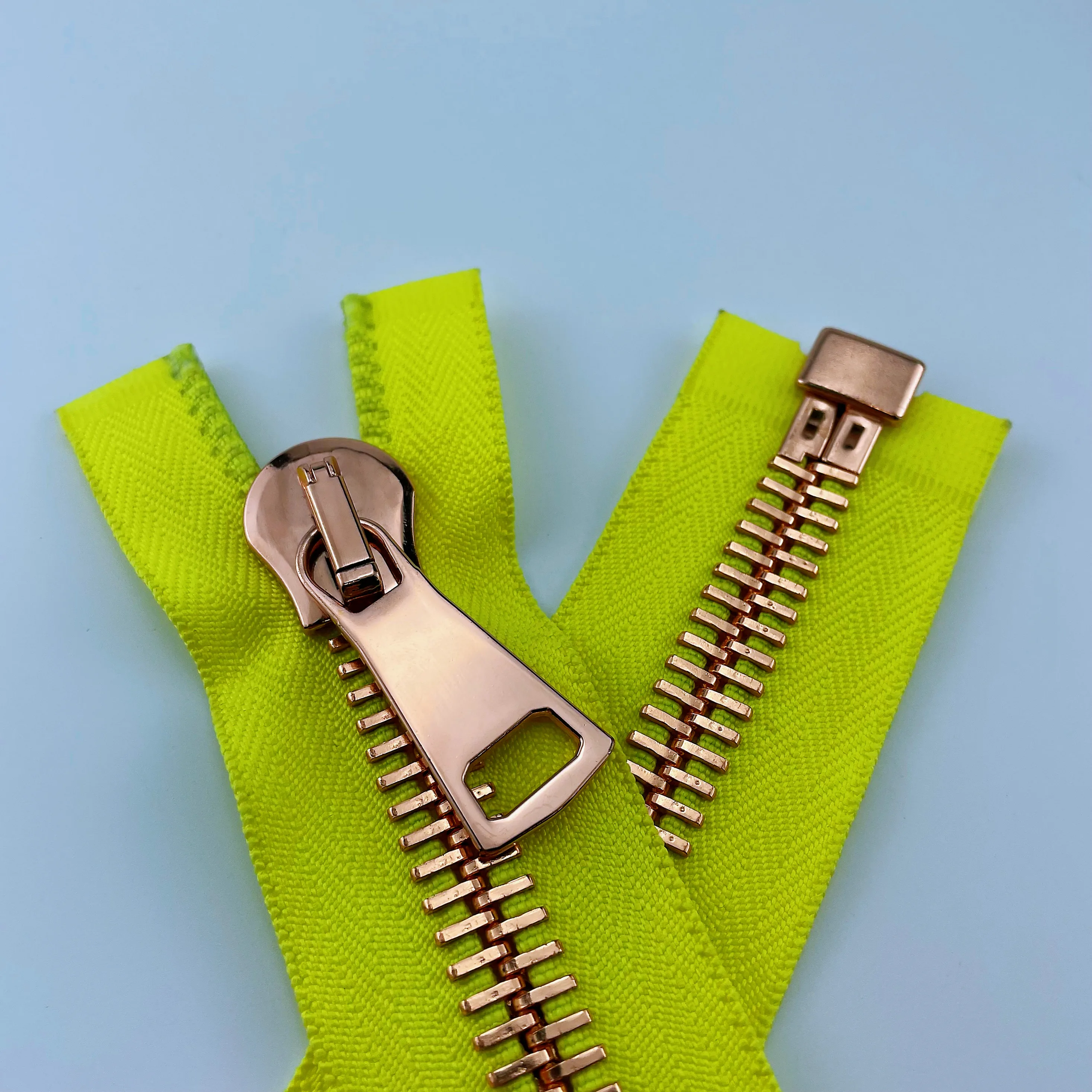 NO. 15 RIRI Zipper Accessories open end brass metal zipper for Garment and Bag full zip pulls