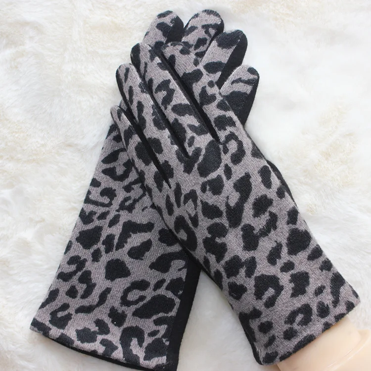 
Wholesalers of new leopard print gloves Instagram wind branch refers to outdoor cycling gloves 