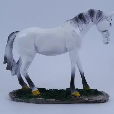 Customized Resin Golden Horse Figurine Statue Resin Cafts For Fengshui Home Decor