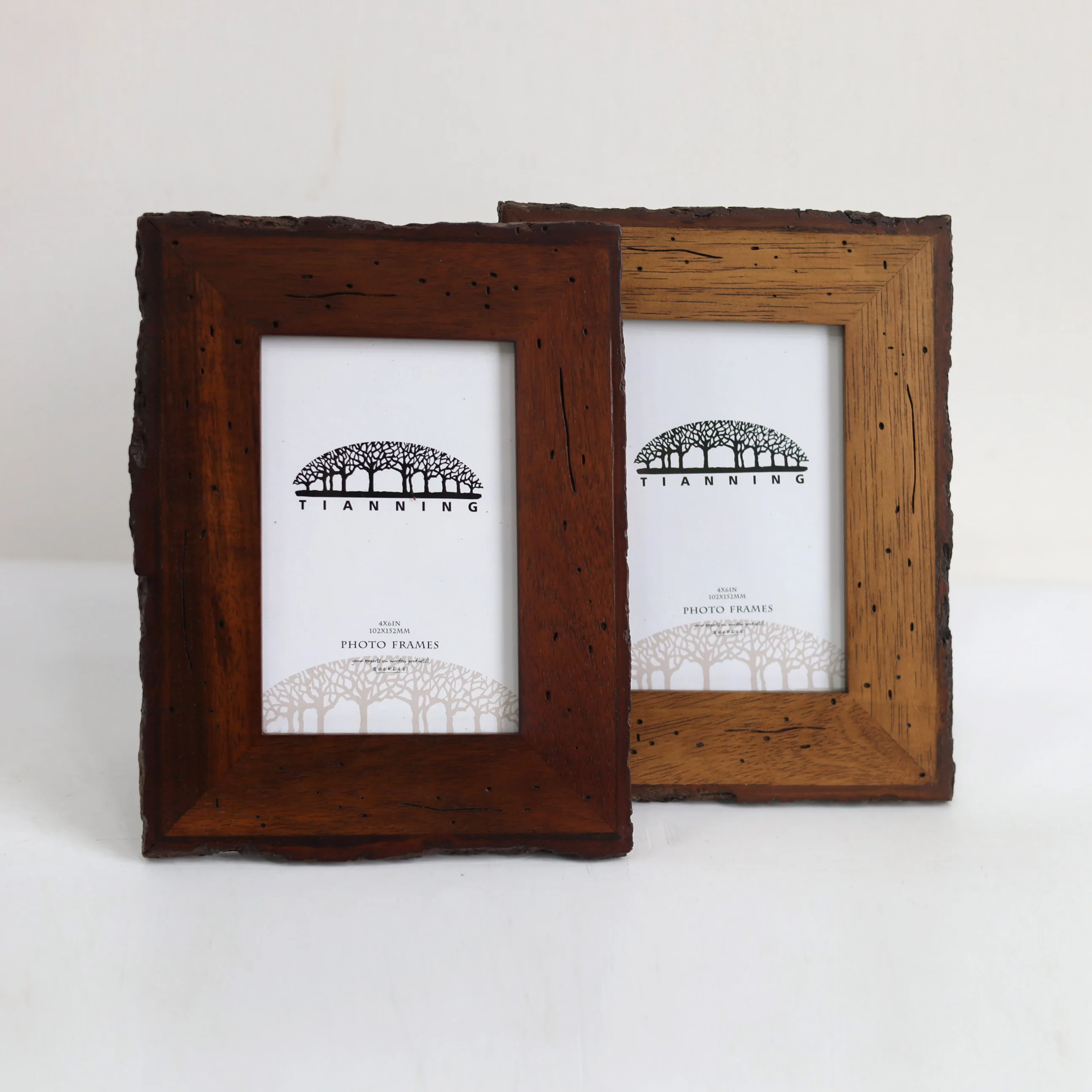 Custom Size Home Desktop Wall Decor Solid Wood Poplar Wormhole Decor Wooden Photo Frame Live Edge Bark Veneer Photo Frame