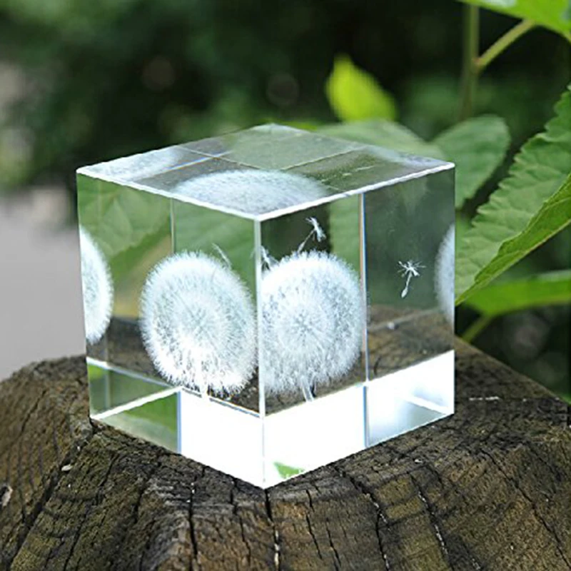 Elegant 3D Laser Engraved Etched Crystal Cube For Garden Decoration