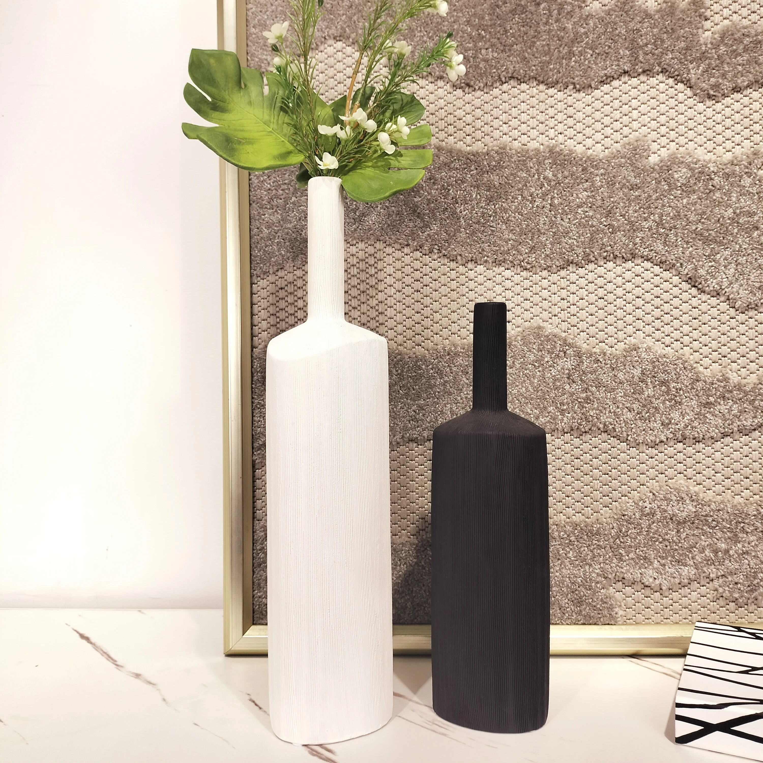 Modern Nordic Table Decoration Accessories Creative Home Decoration Luxury Decoration Customized Ceramic Vase