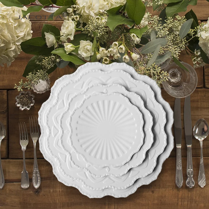 Оптовая продажа высокое качество керамический набор посуды фарфоровая зарядная тарелка Современная Белая волнистая посуда