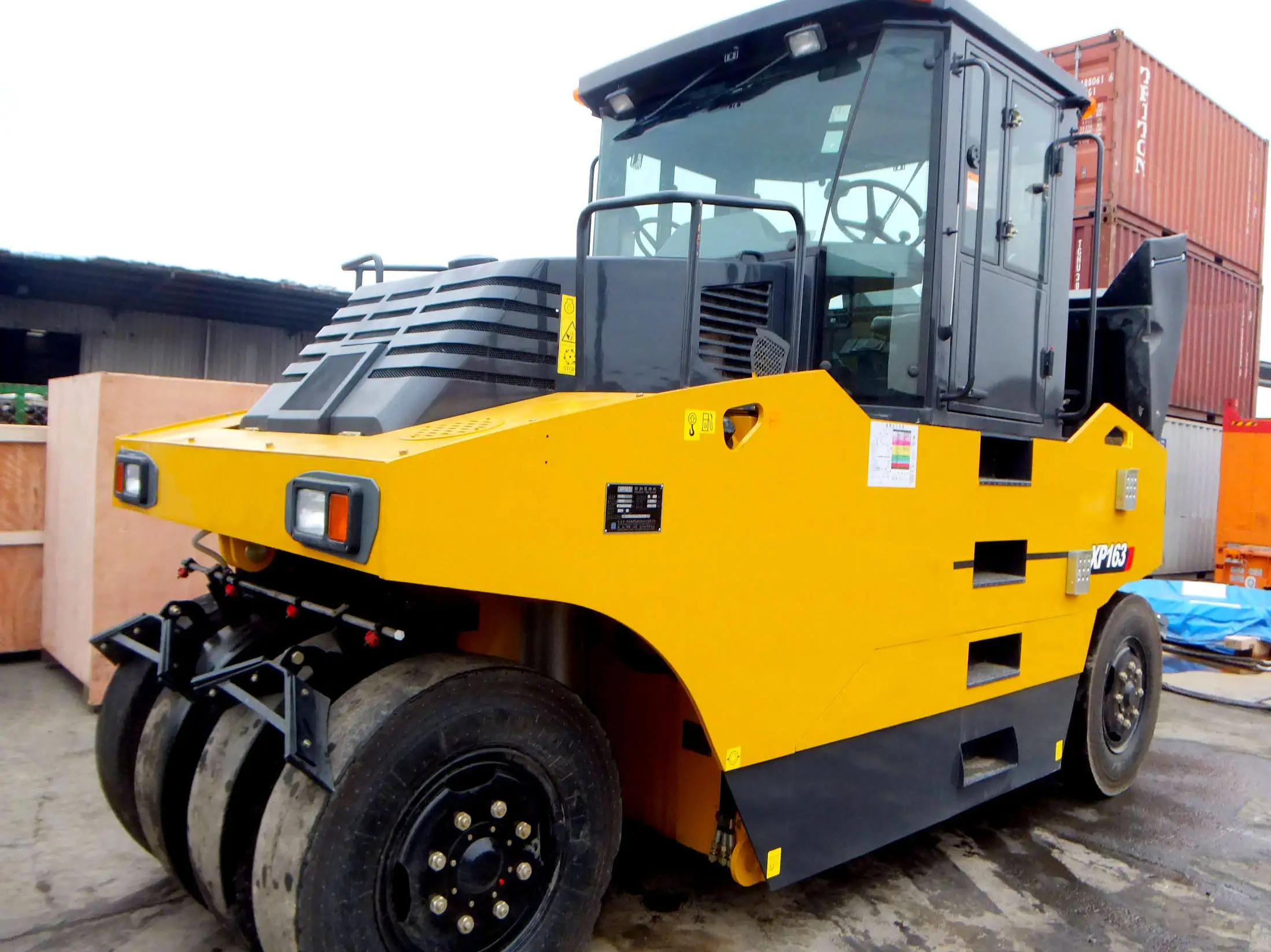 Асфальт для дорожного строительства XP163 16 тонн