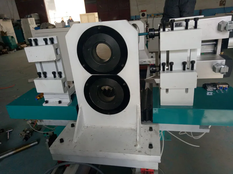 Professional cnc wood turning lathe machine with double axis
