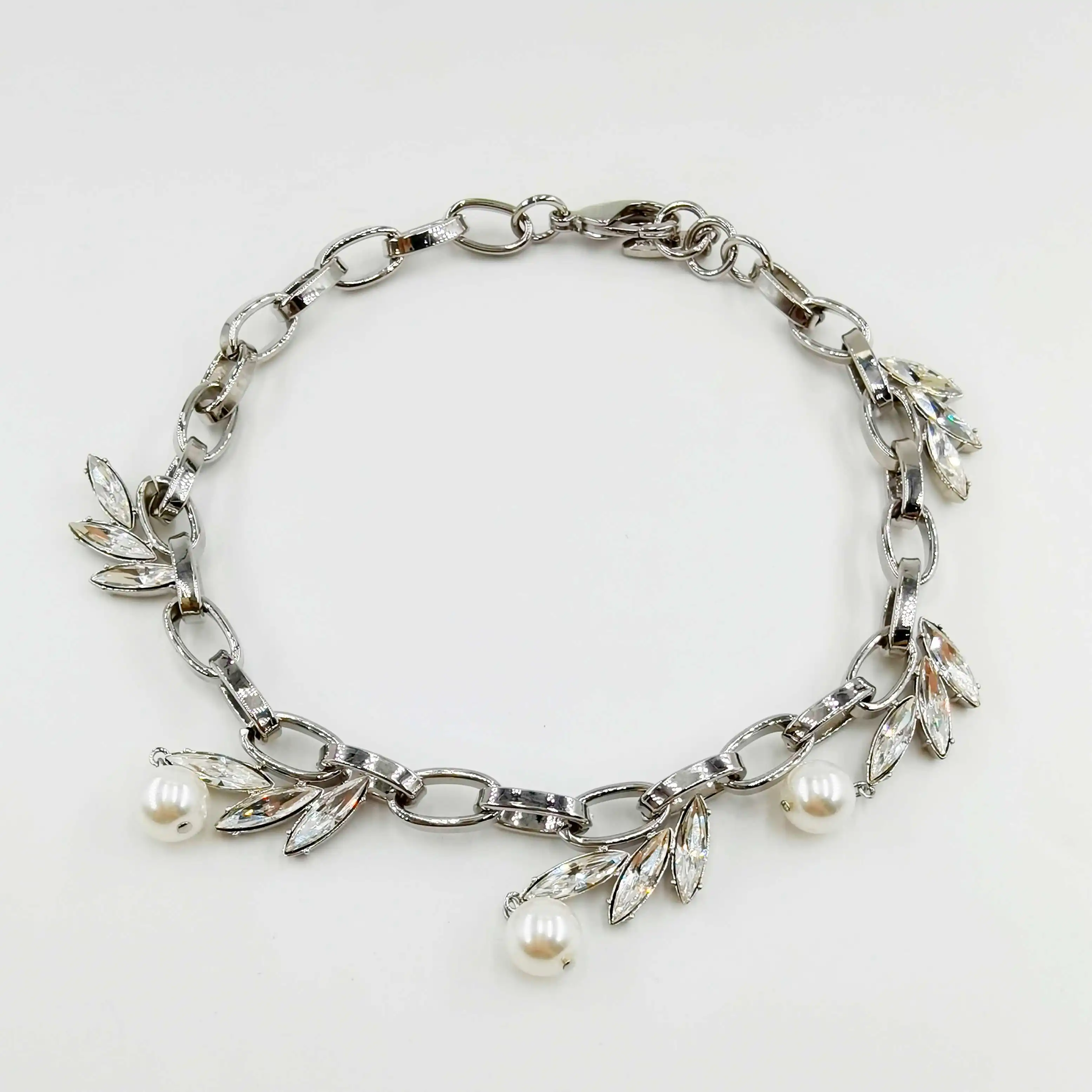 Women Fashion Stylish Jewellery High Quality Chunky Large Chain Flower Leaf Pearl Dangle Charm Large Statement Necklace