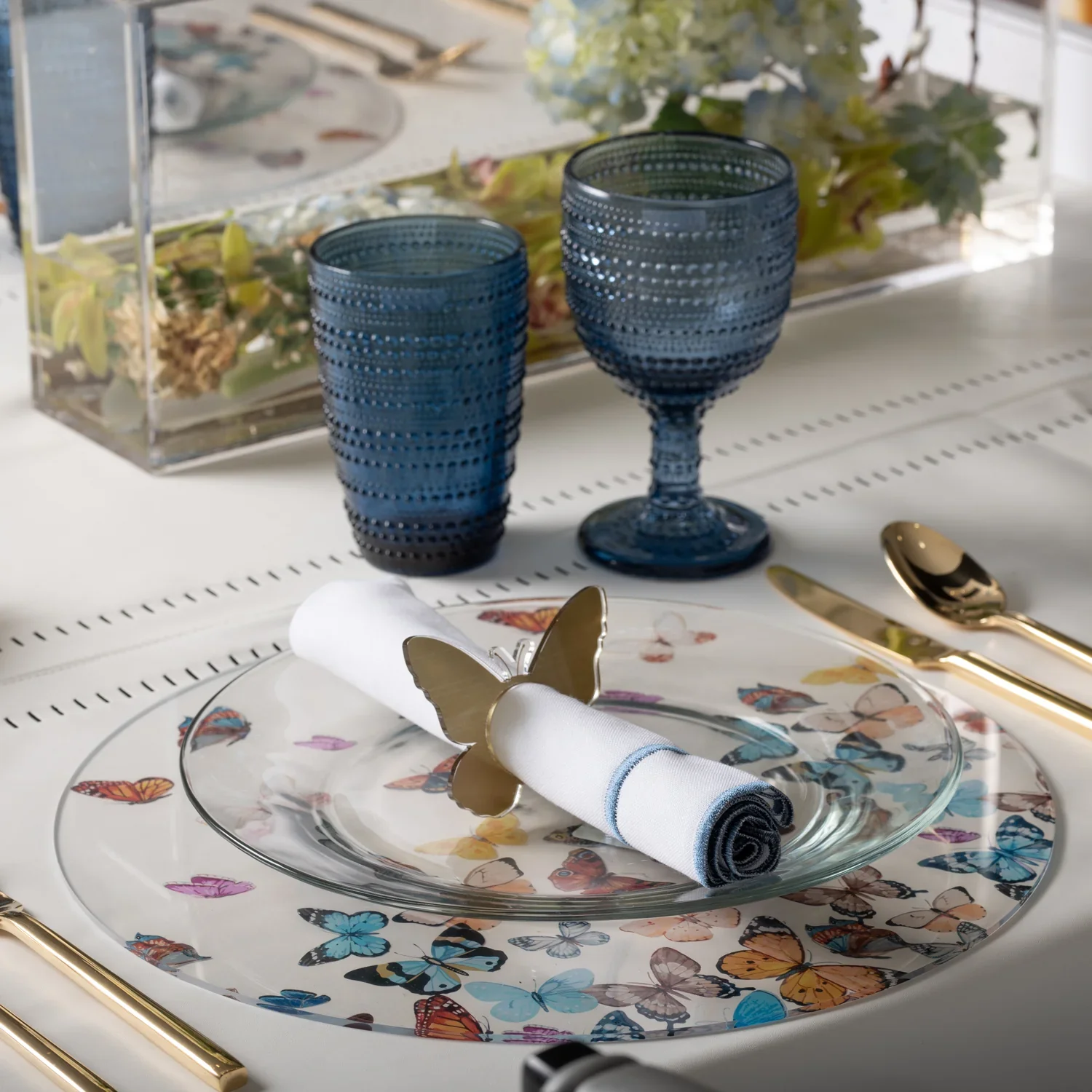 Lucite Butterfly Charger Plates For Shavuos Clear Acrylic Charger Plates Wholesale