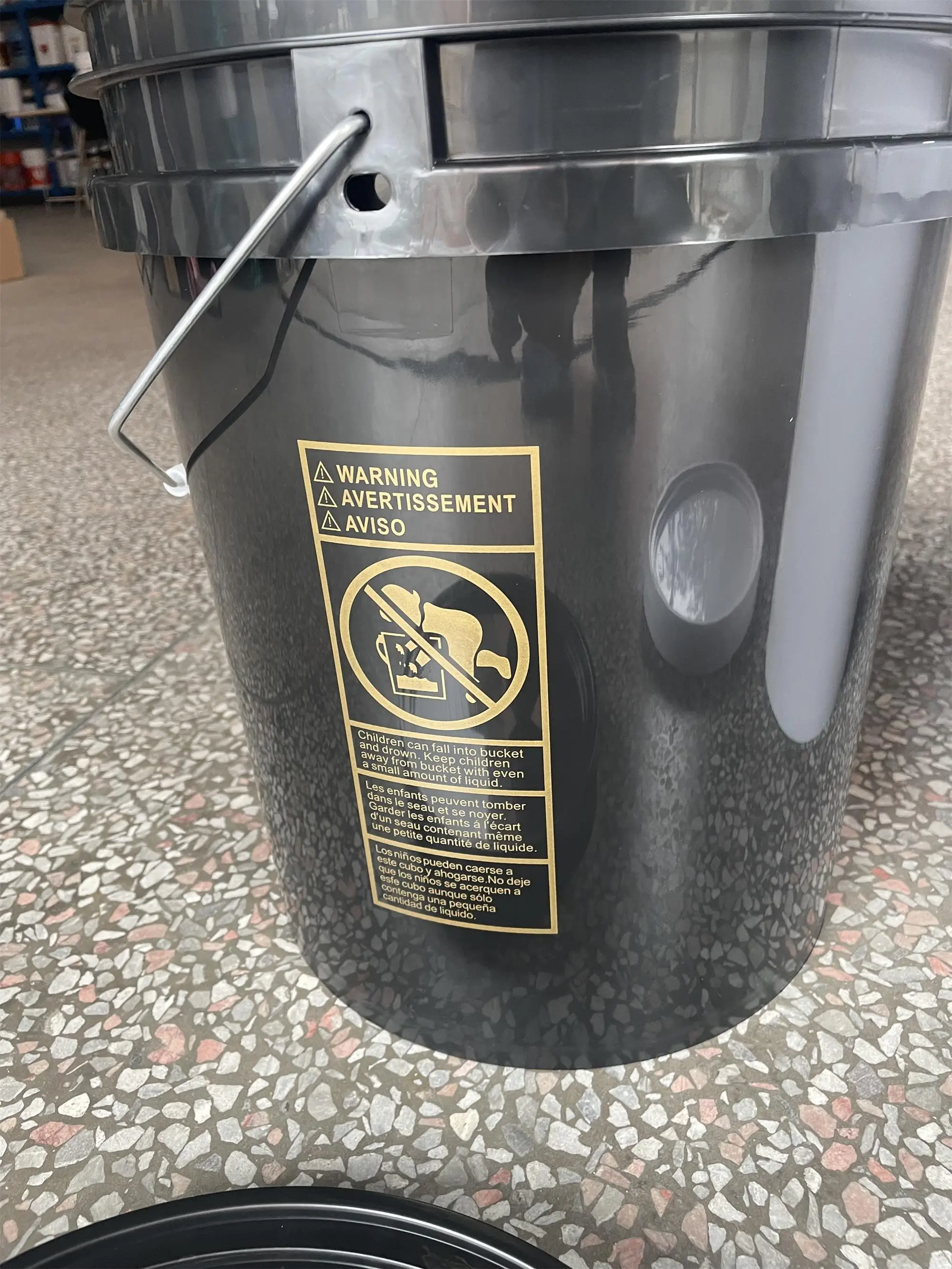 5 Gallon/20L Plastic pail/barrels with plastic or metal handle, flat or gamma lid