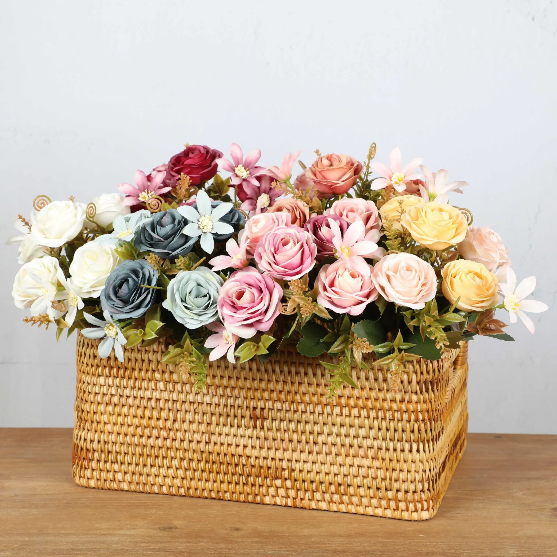 Wholesale real touch Rose Silk flower chrysanthemum Artificial flower for Chrysanthemums Table Occasion Wedding