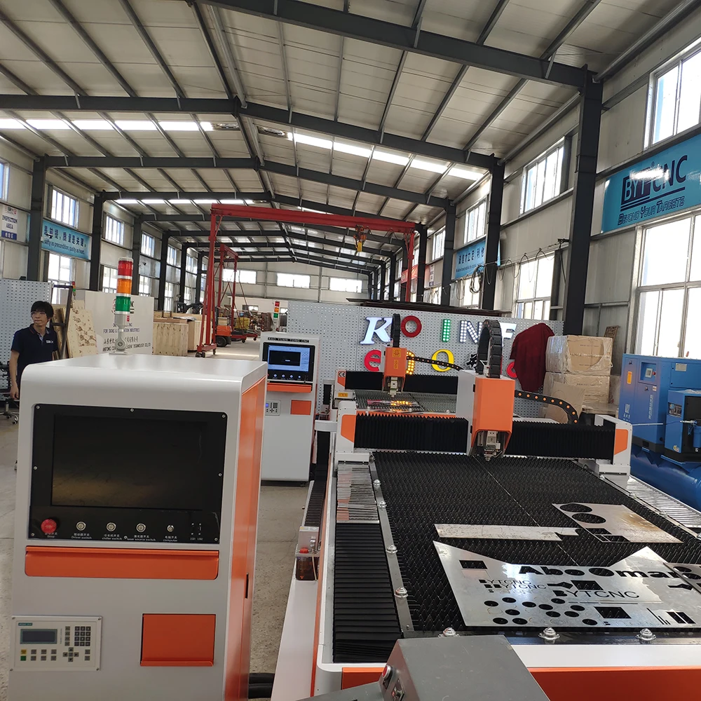 Лазерная Резка CNC 3000 Вт волокна из нержавеющей стали металлические лазерные режущие машины поддержка послепродажного обслуживания