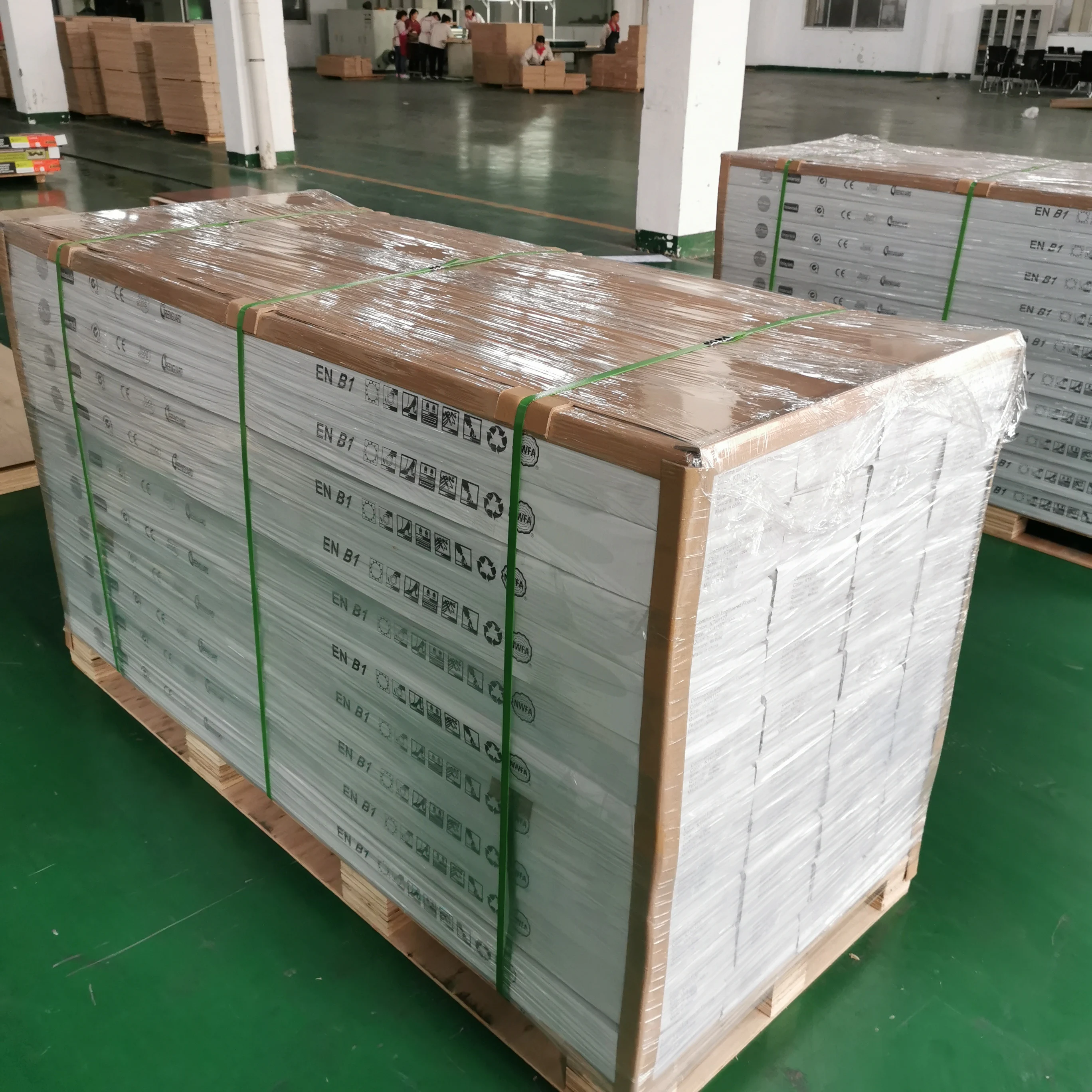 Kangton 15/4mm Thickness EU Oak Engineered Wood Timber Flooring with Top Quality