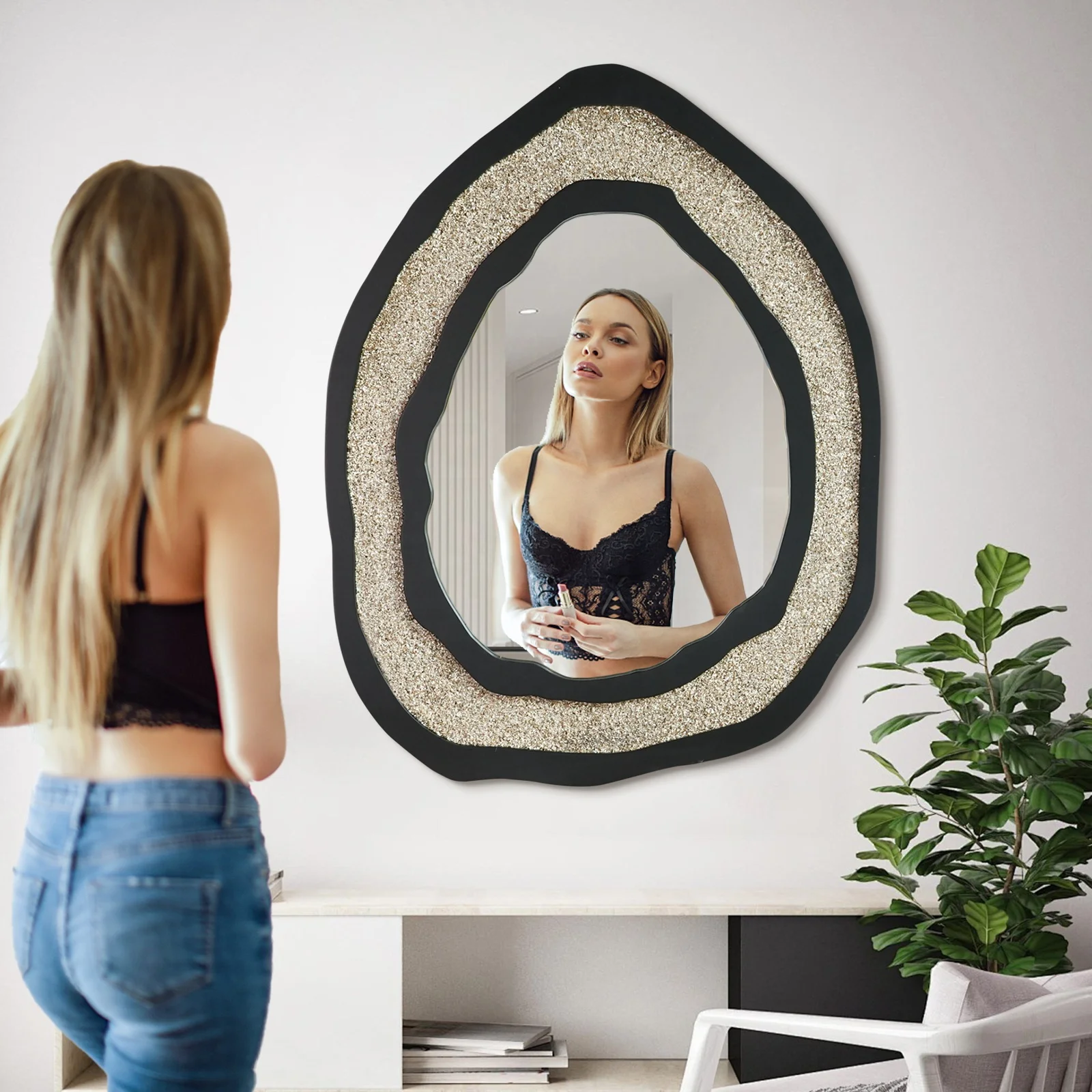 Wholesale Custom Shell Powder Creativity Best Luxury Decorative Wall Mirror Acrylic Crushed Stone Decor Mirror