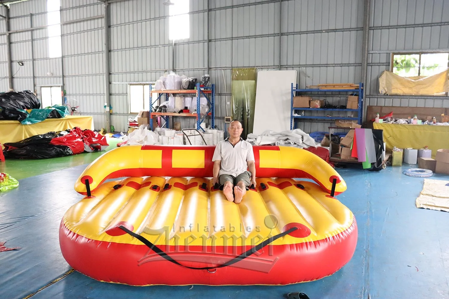 Zhenmei Manufacturer 4 Person Crazy Water Entertainment Sports Inflatable Water Floating Sofa Towable Water Tube Couch