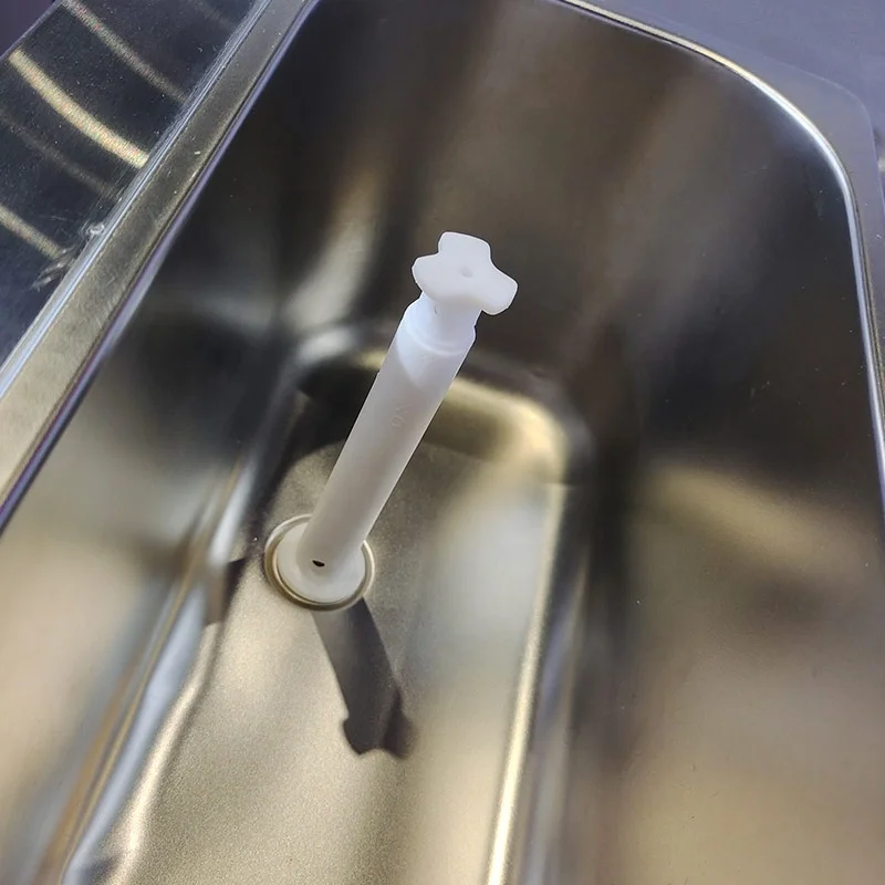 Brazil Five Flavor Air Pump Water Fruit Fresh Frozen Soft Ice Cream Machine in Pakistan