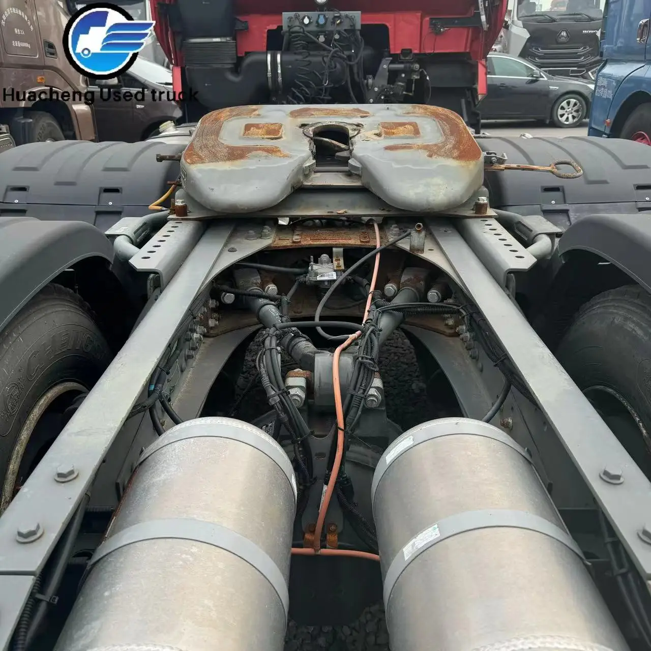 China heavy truck HOWO tractor 371 horsepower 6 * 4 safe and reliable, environmental protection and energy saving