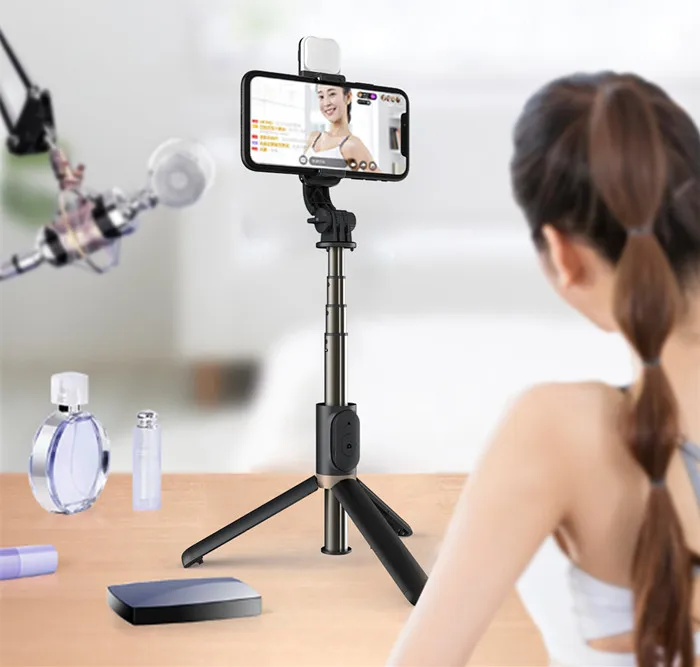 Q03s led light tripod stand selfie stick with wireless remote light