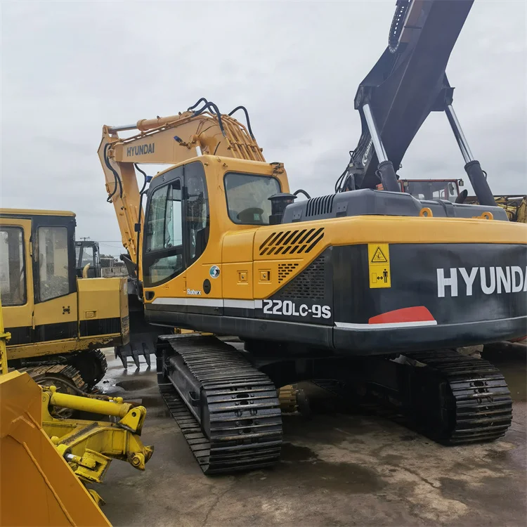 Used Wheel Excavator 6t South Korea Second Hand Good Quality Hyundai 60W-7 earth digger construction machinery low price Egypt