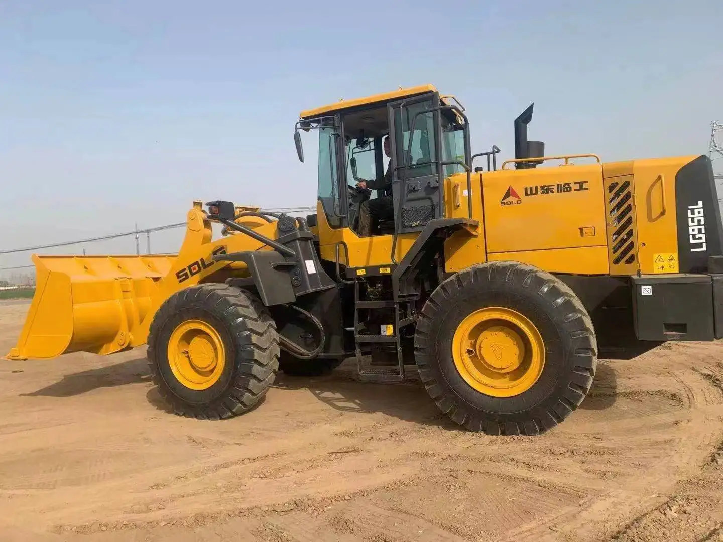 Used SDLG 956L