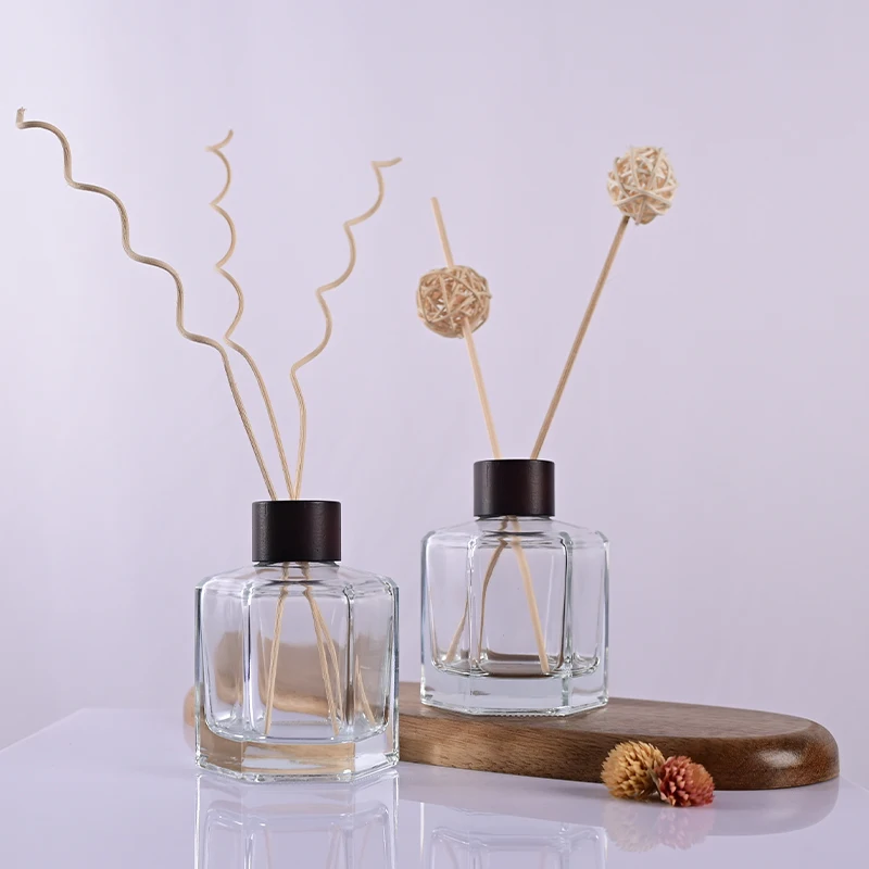 Refillable Aroma Oil Bottle Reed Diffuser Sticks Air Freshener Perfume Glass Bottle With Wooden Cap