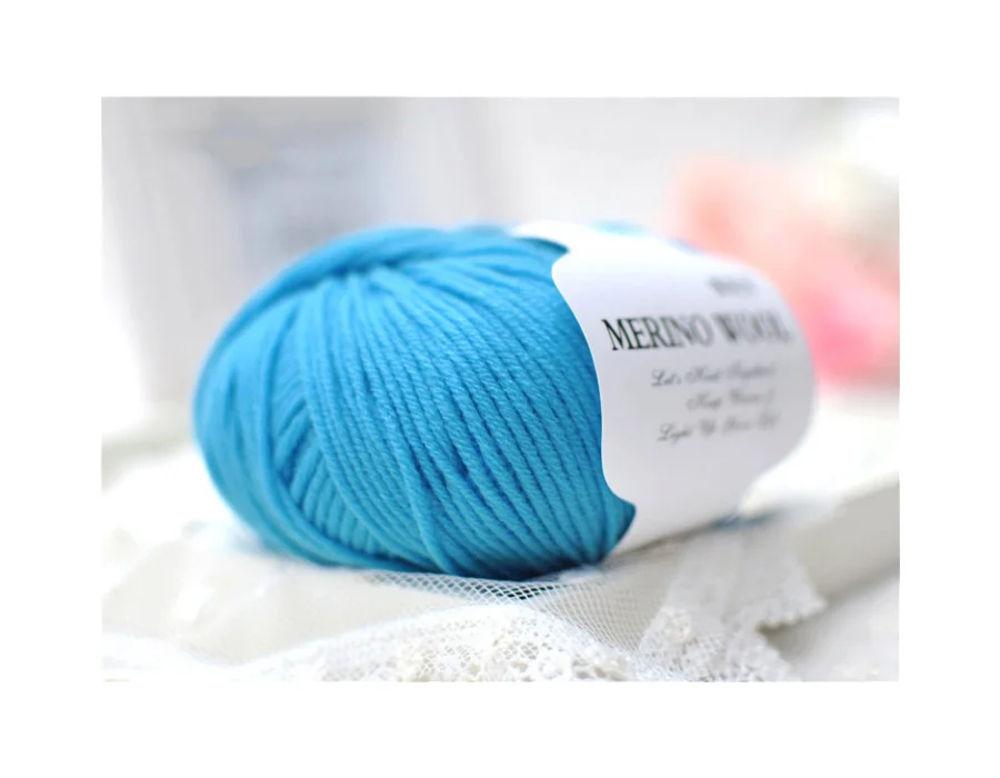 Warm and thick 100% merino wool scarf clothing hat pure wool knitted yarn