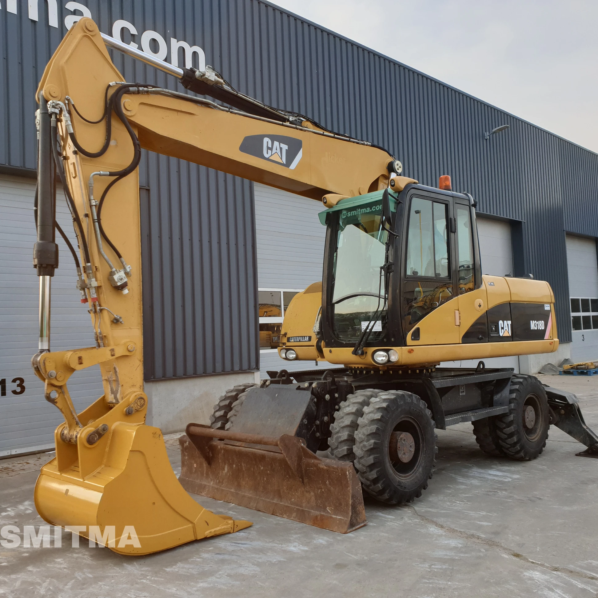 
CATERPILLAR M318D Excavator on Wheels/Wheeled Excavator 
