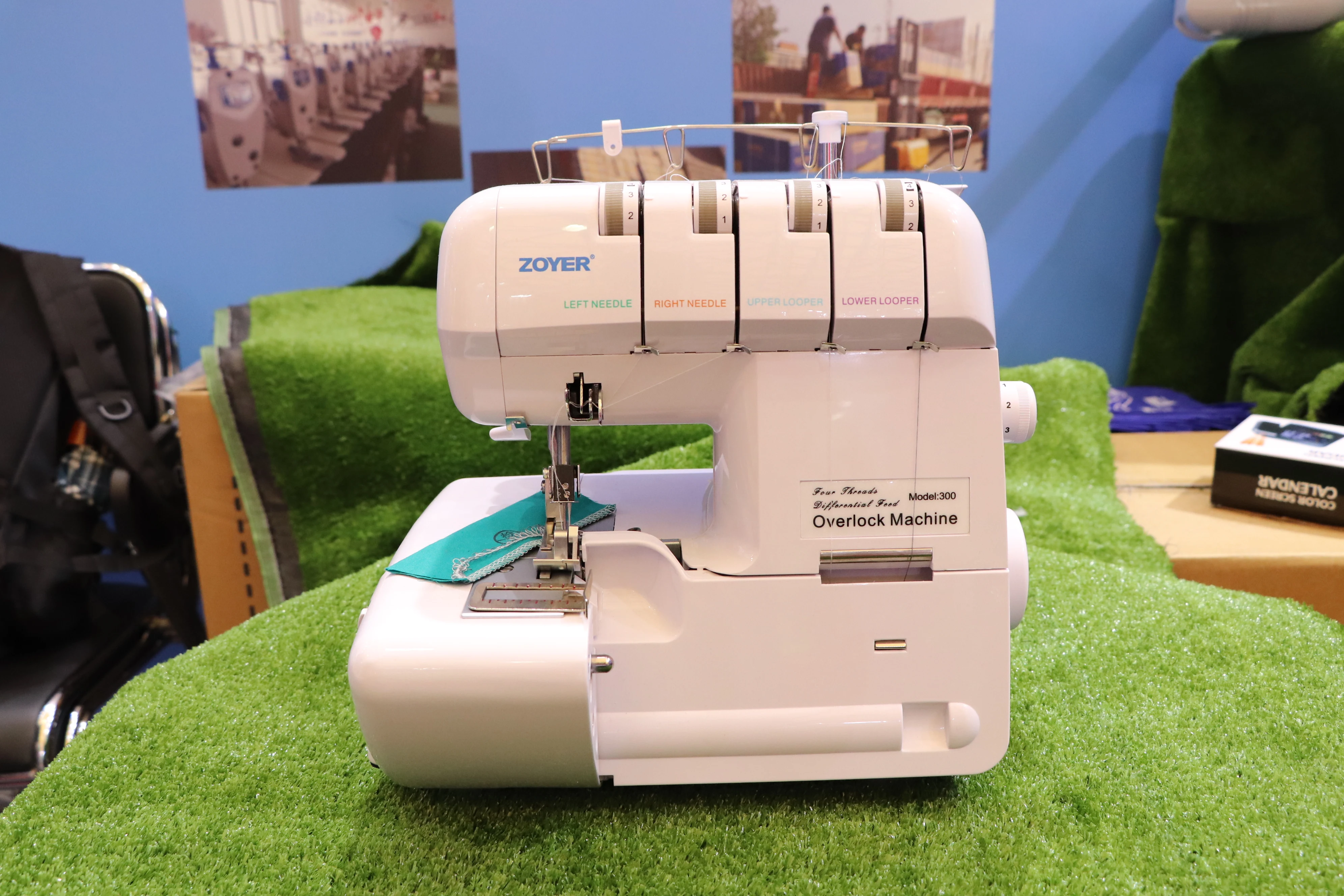 ZY3002 Mini Manual Overlock Hand Sewing Household Electric Overlock Sewing Machine for Wholesale