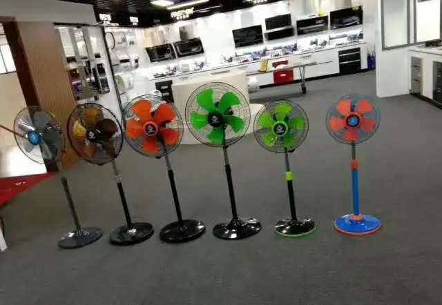 luxury 18inch Electric Cooling summer floor 7 blades  round metal base stand fan