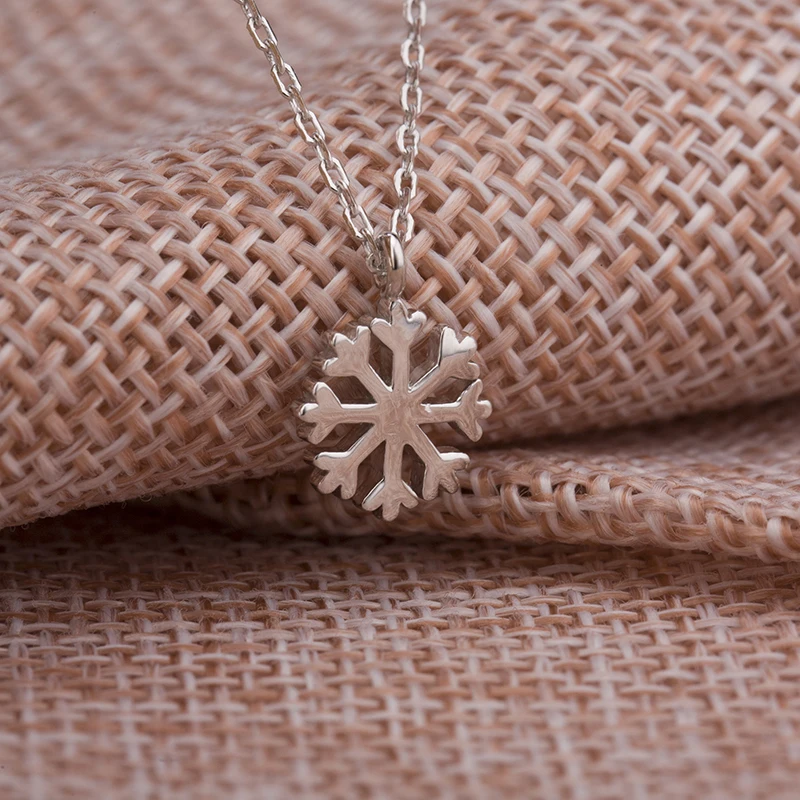 New Designs Christmas Day snowflake chain necklace jewelry