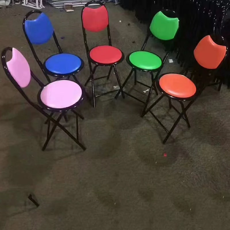 Складной пластиковый стул для мебели