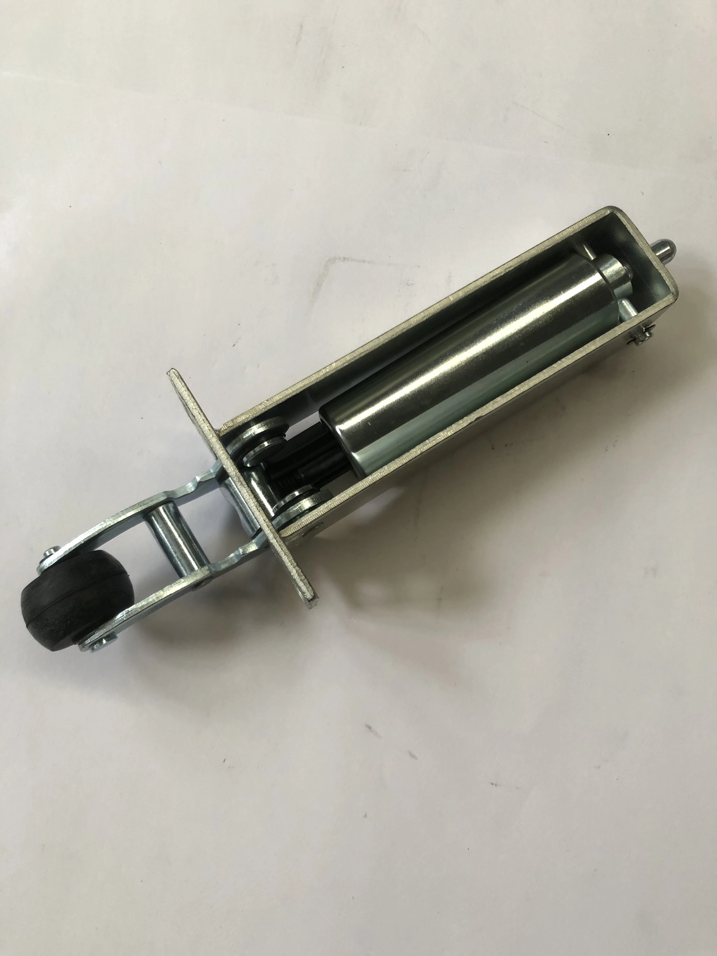 Zowee  lift semi automatic elevator door closer Axxonsafe door closer for lift swing door