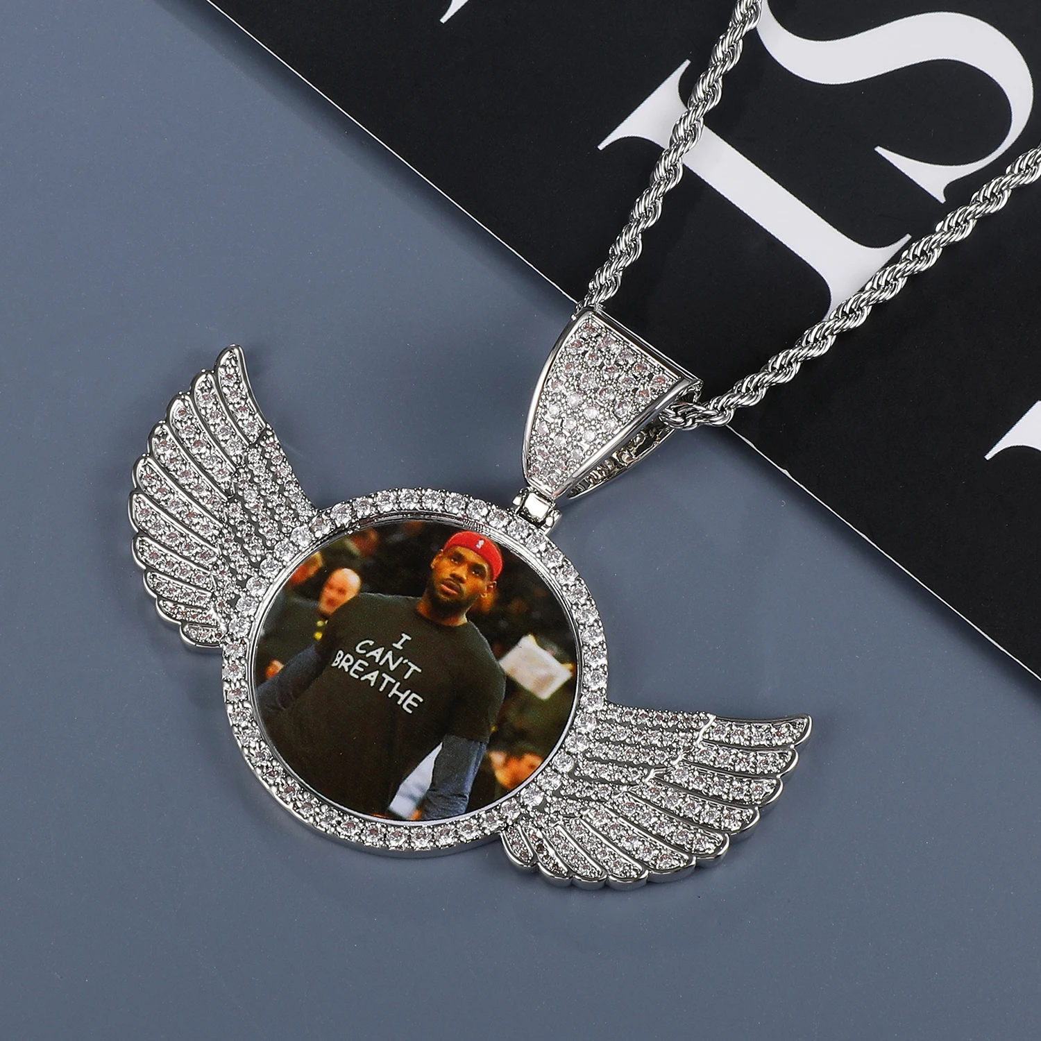 Copper inset zircon circle brand wings exchangeable photo pendant necklace
