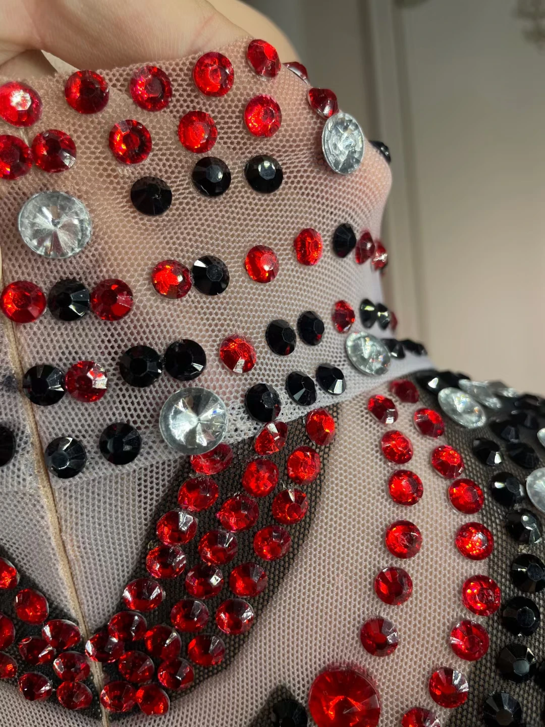 AD1447 Kimshein Women Fancy Long Sleeve Split Mesh Fabric Red Feathers Crystal Dress Party Evening Performance Clothing