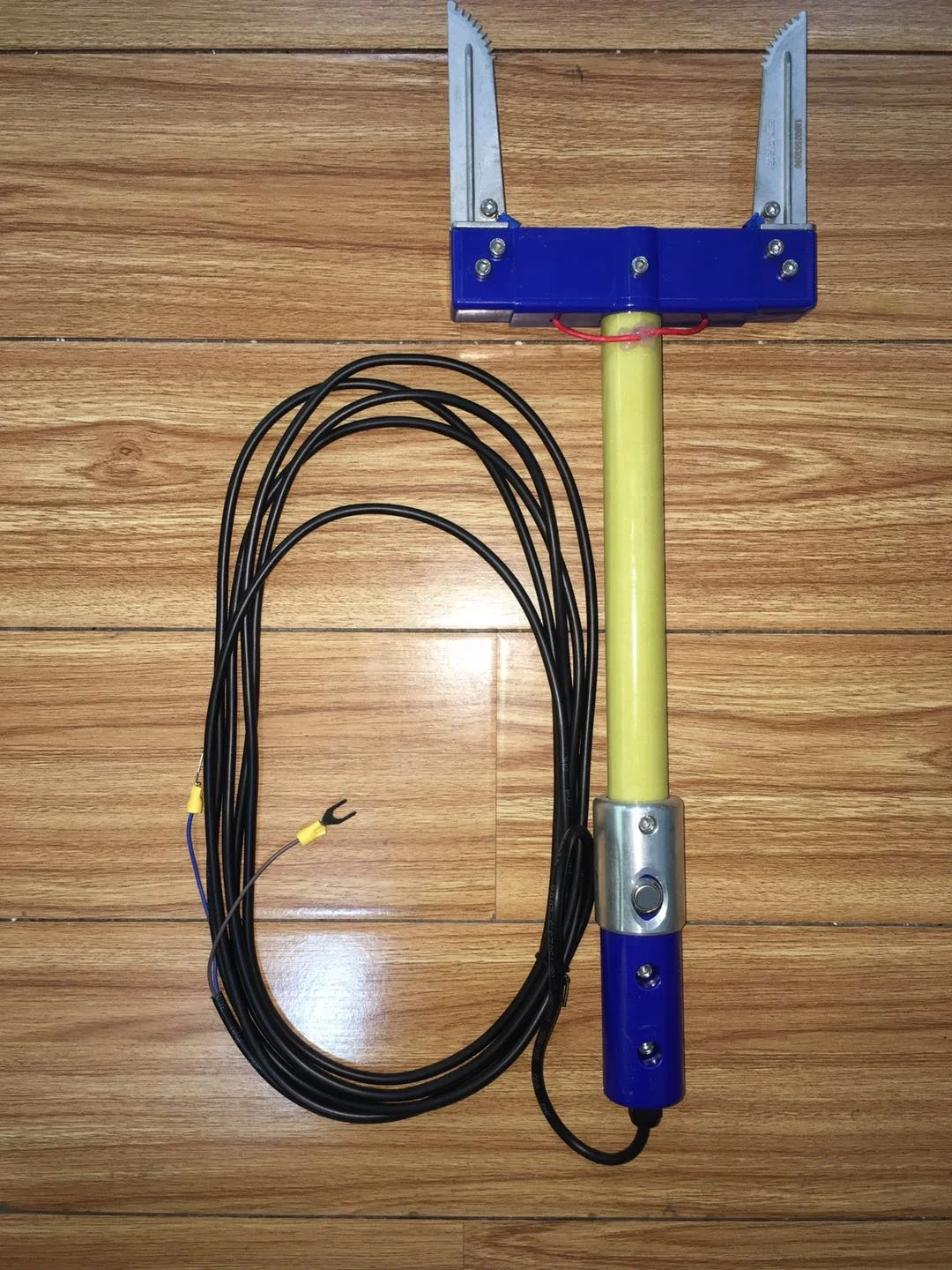 
poultry equipment pig slaughter electric stunner 