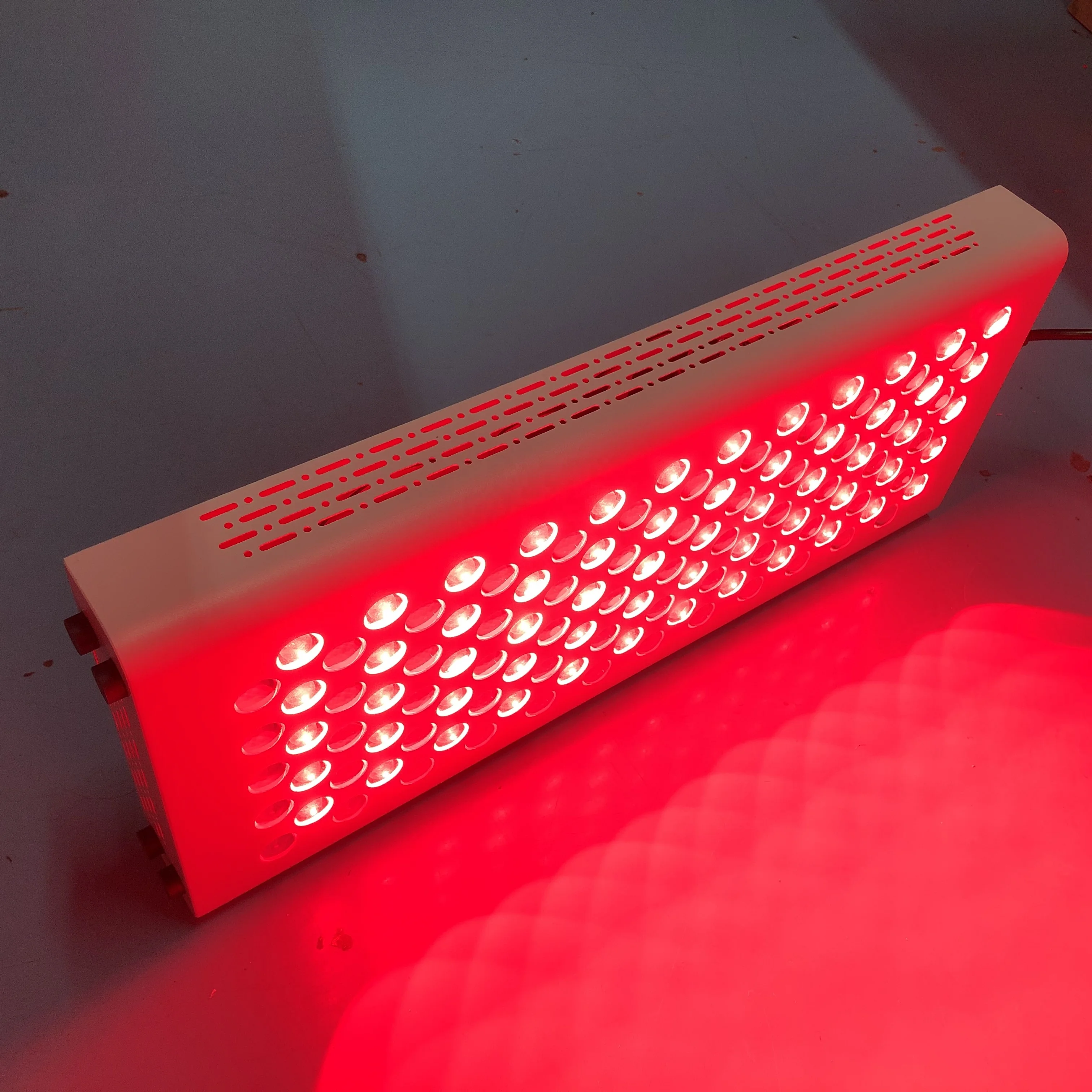 Near Infrared Red Led PBM Light Therapy for Full Body 660nm 850nm 600w Beauty Device