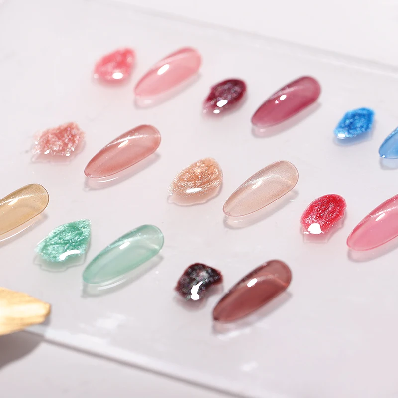 VDN 2020 Newest Water Gleaming Cat Eye Gel Nail Polish Soak Off UV Glitter Gel Polish Private Labe Sparkle Colors Nail supplies