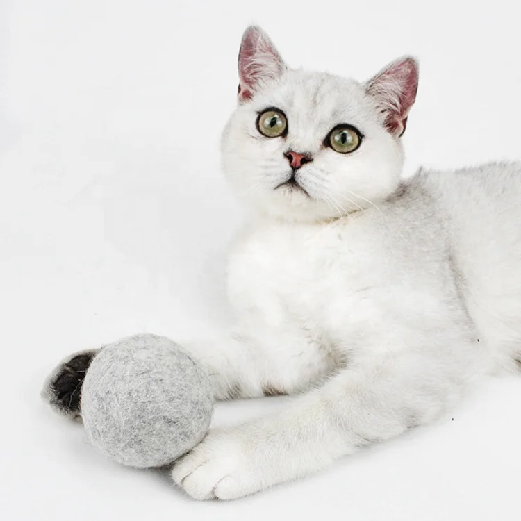 Bestseller in 2025 grey catnip inside New Zealand wool felt ball cat toys