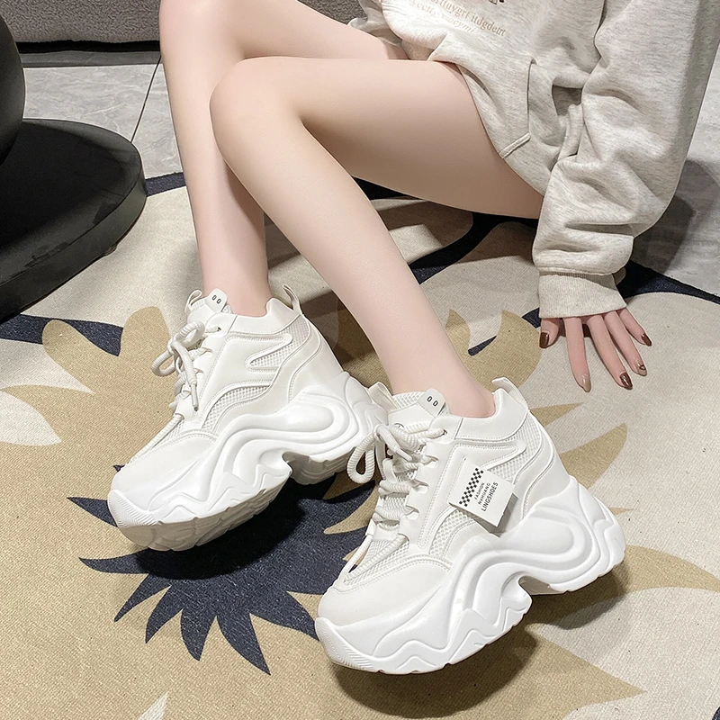 Dropshipping Custom Logo Wedges Heels Height Increasing Shoes for Ladies Fashion Trend Designer Shoes Women